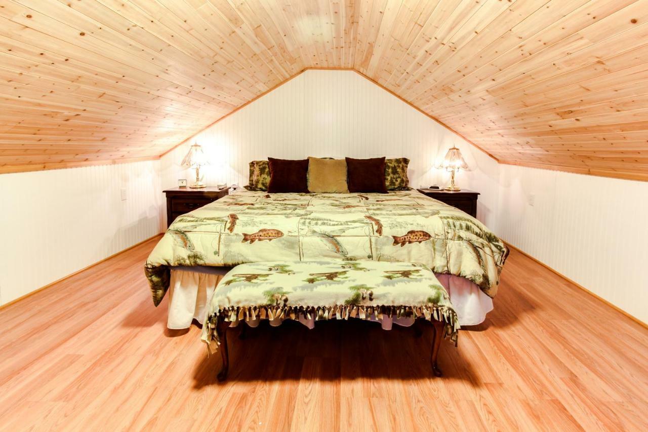 Scenic Bay Float Home Hideaway Athol Eksteriør billede
