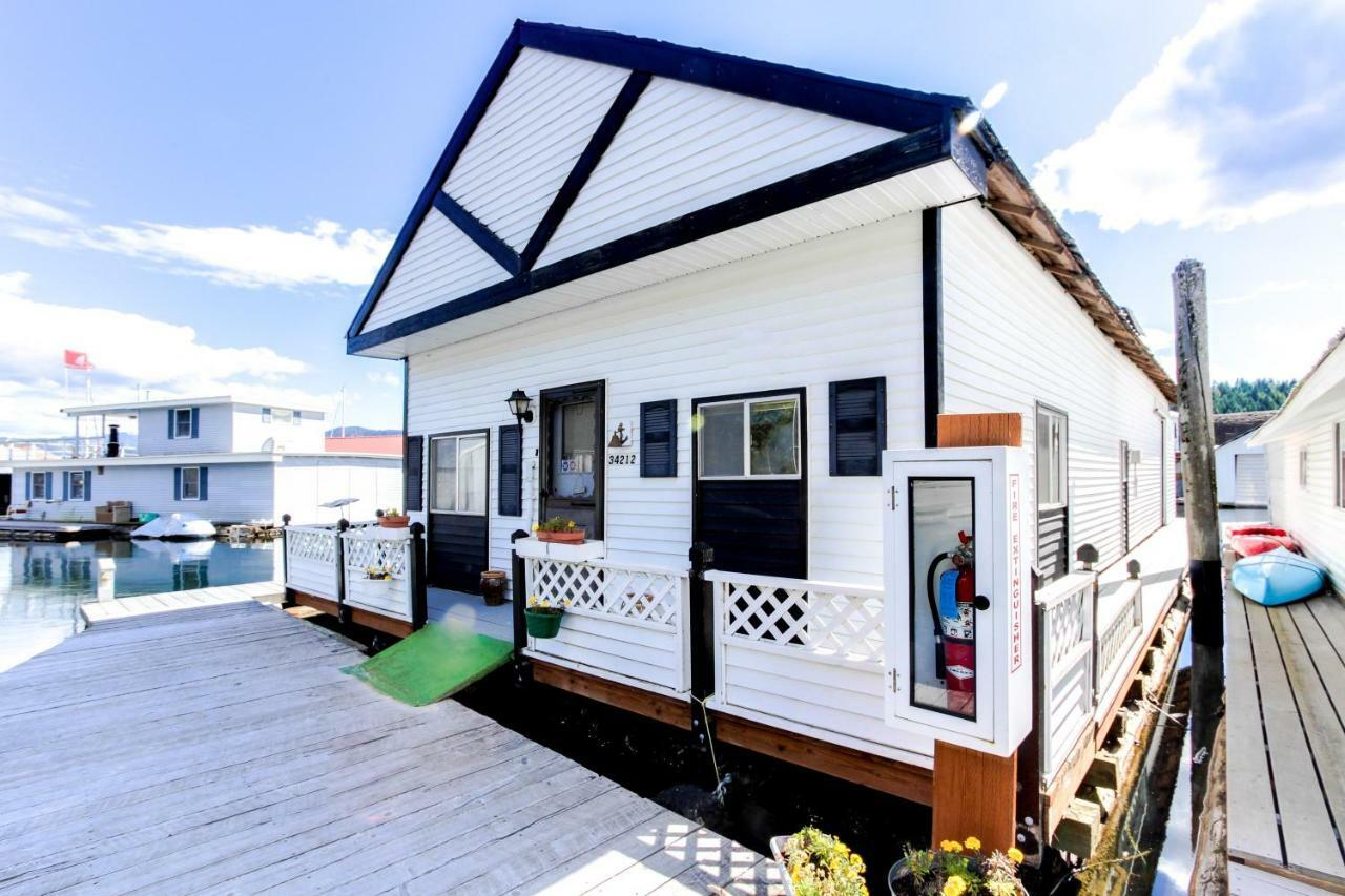 Scenic Bay Float Home Hideaway Athol Eksteriør billede